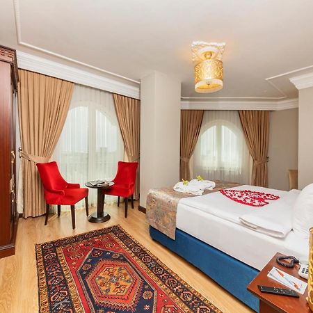 The Magnaura Palace Hotel Istanbul Bagian luar foto