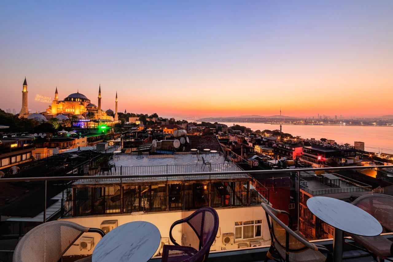 The Magnaura Palace Hotel Istanbul Bagian luar foto
