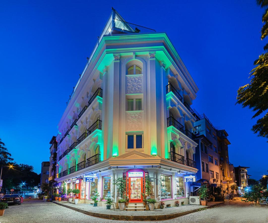 The Magnaura Palace Hotel Istanbul Bagian luar foto