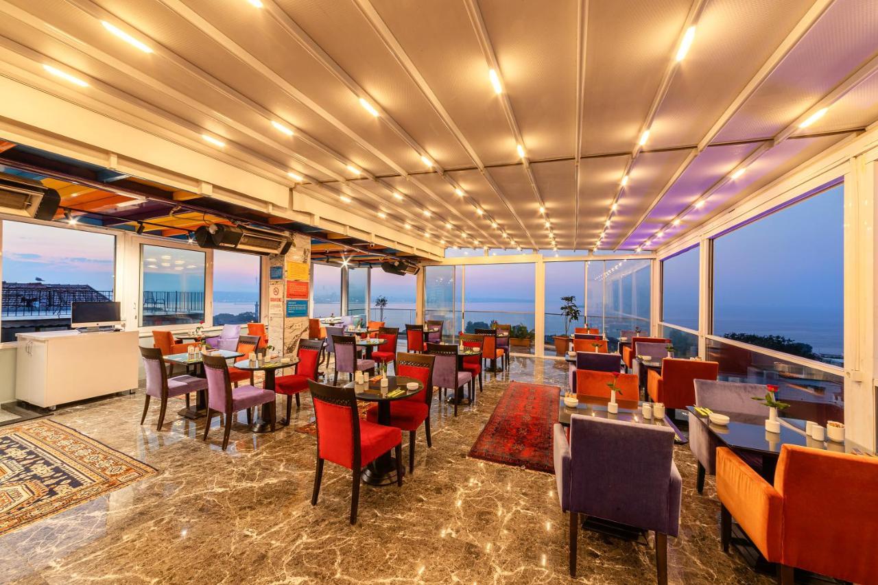 The Magnaura Palace Hotel Istanbul Bagian luar foto