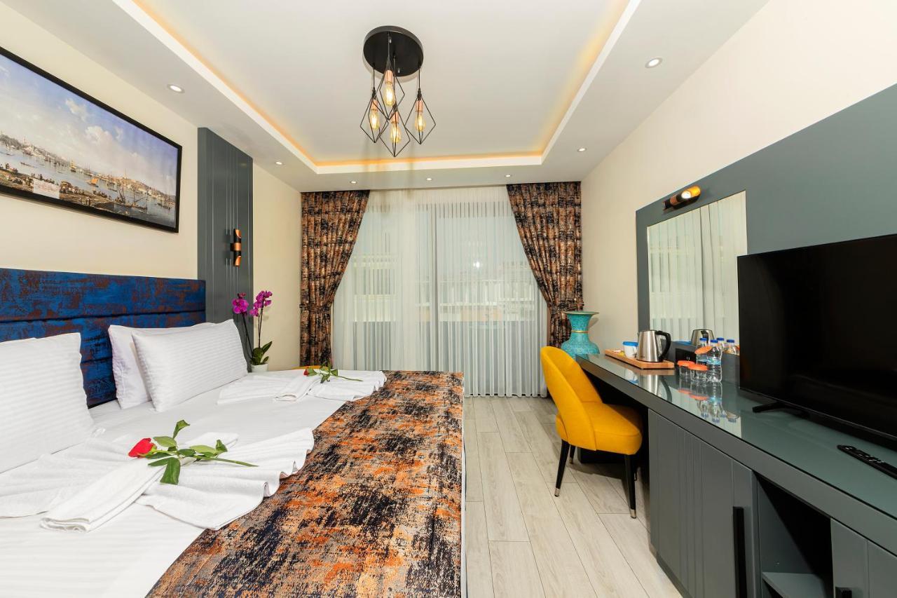 The Magnaura Palace Hotel Istanbul Bagian luar foto