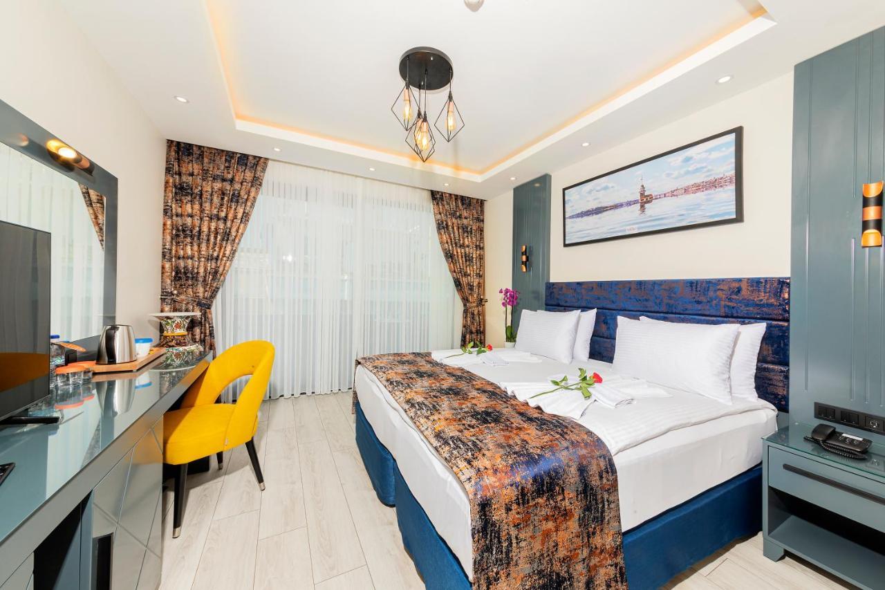 The Magnaura Palace Hotel Istanbul Bagian luar foto