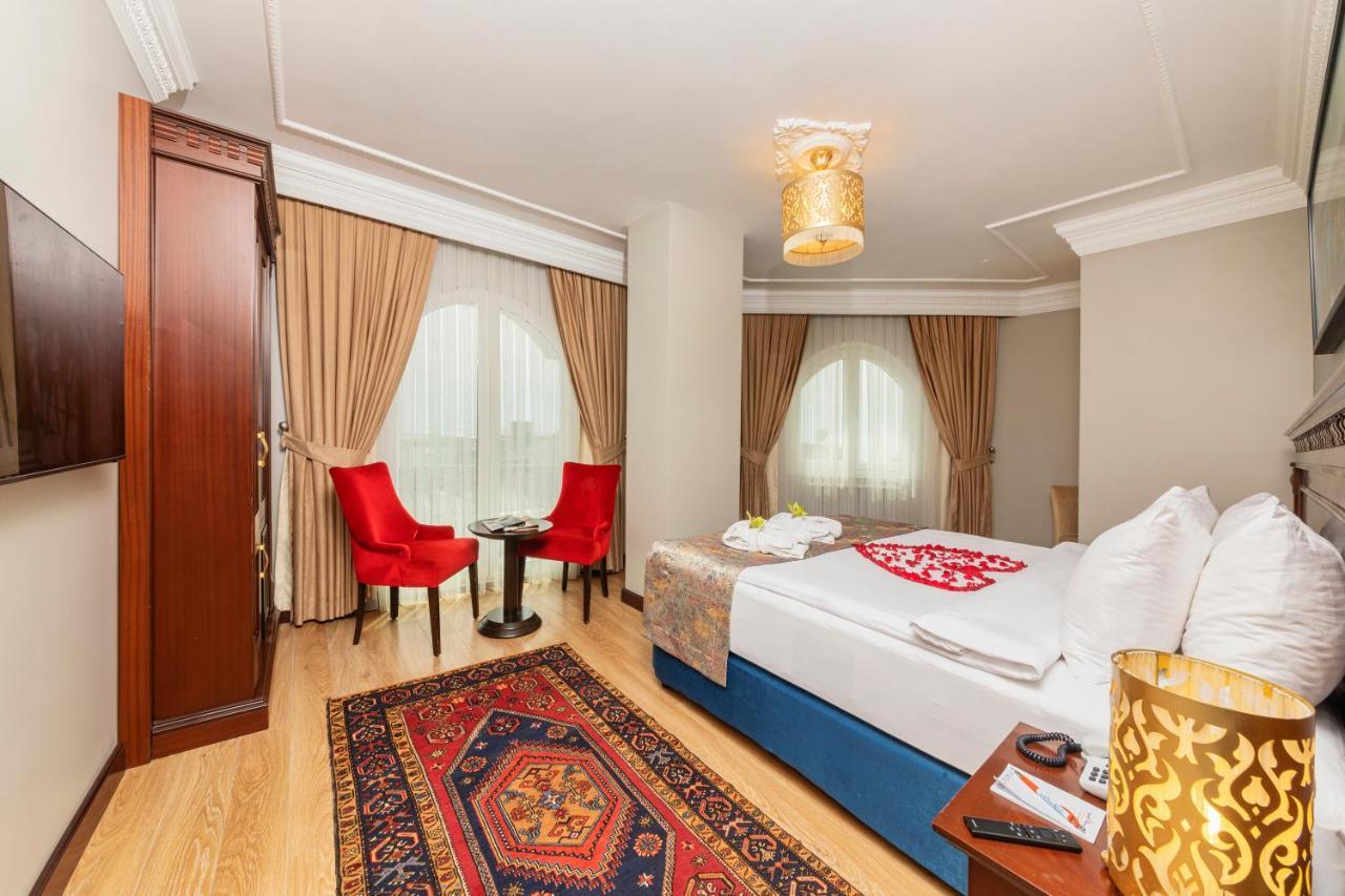 The Magnaura Palace Hotel Istanbul Bagian luar foto