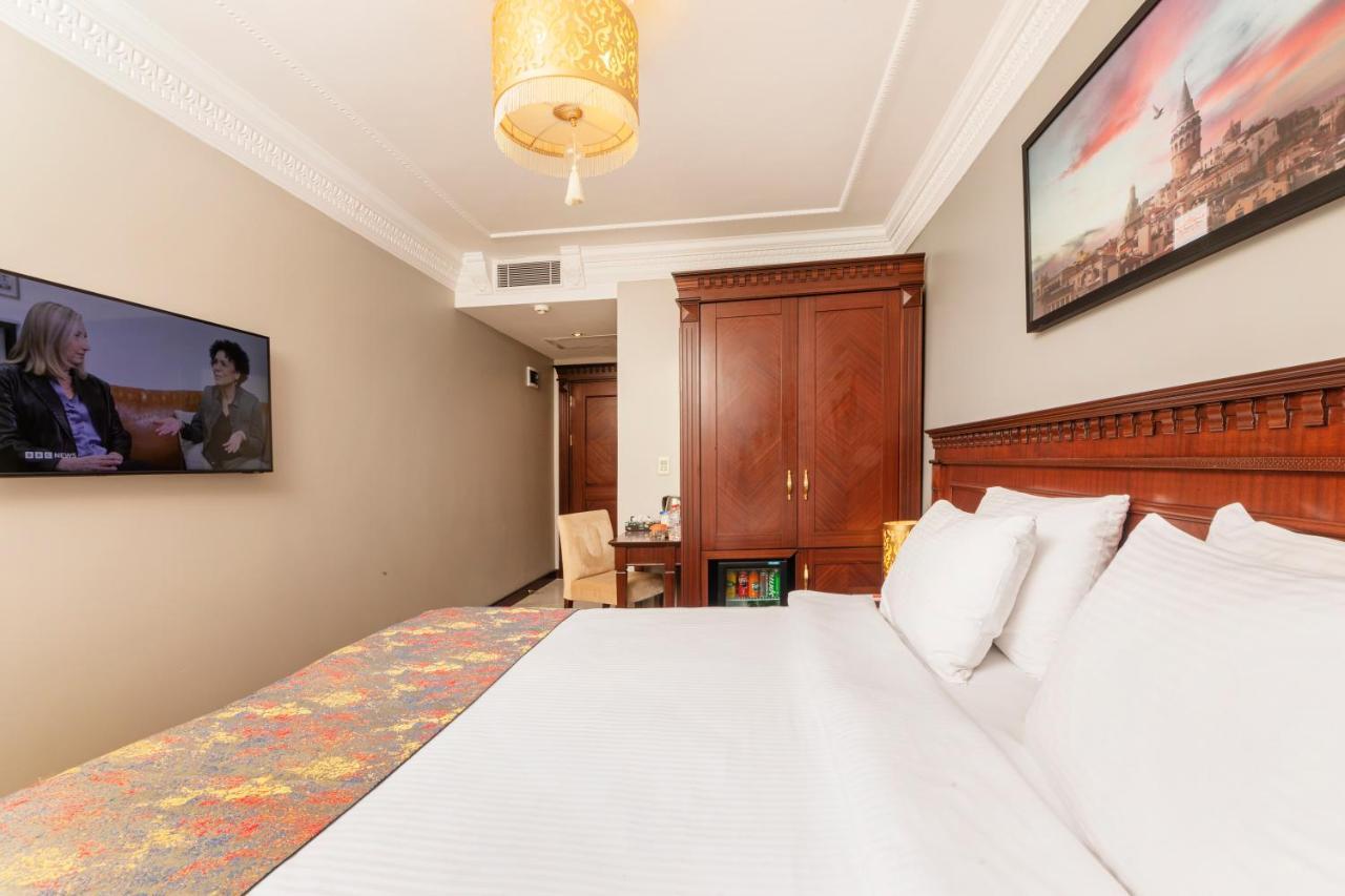 The Magnaura Palace Hotel Istanbul Bagian luar foto