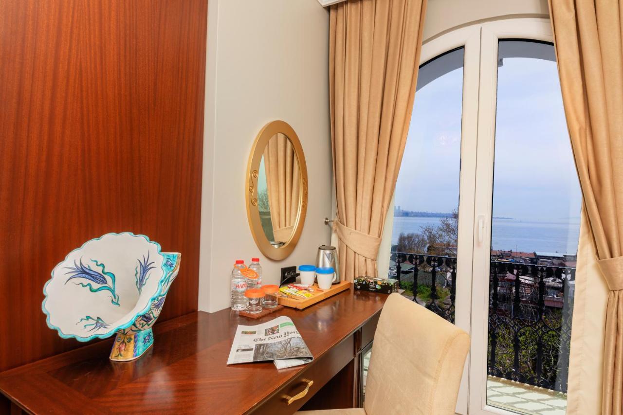 The Magnaura Palace Hotel Istanbul Bagian luar foto
